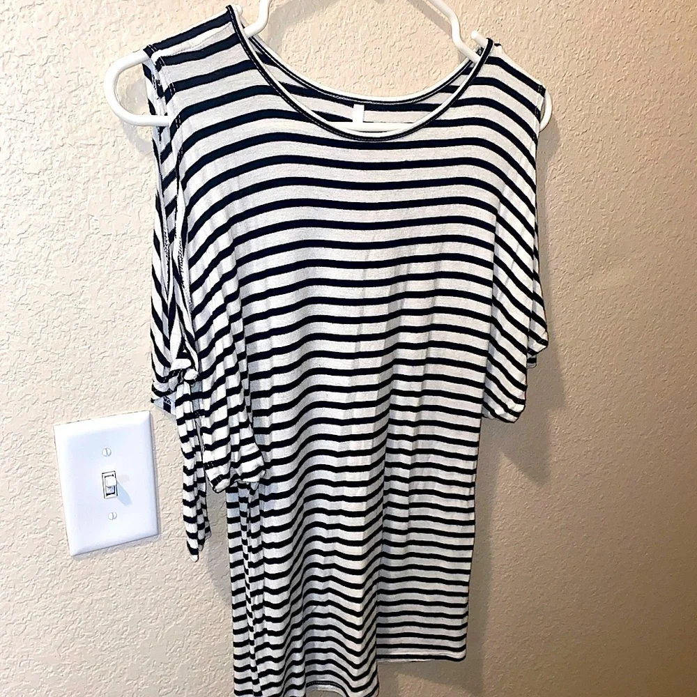 Striped Shirt - Picture 3 of 4